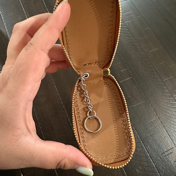 Key Holder - Picture 2 of 3